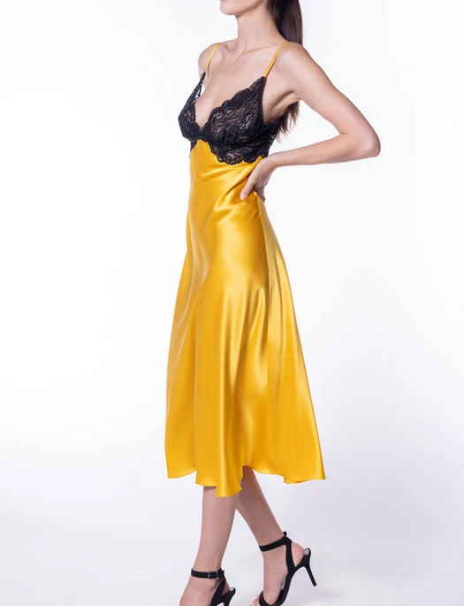 Christine Sakura Gown - Image 4