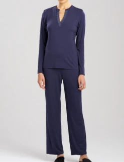 Natori Feathers Essentials Pajama