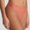 Marie Jo L'Aventure Tom Thong